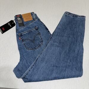 NEW Levi’s women’s 30 L29 High Loose Taper premium light wash denim blue jeans